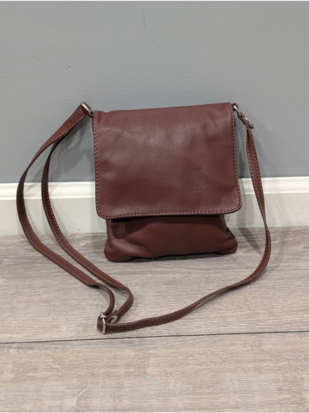 Vera Pelle Made in Italy Brown Leather Crossbody Handbag Mini Purse Phone Cognac